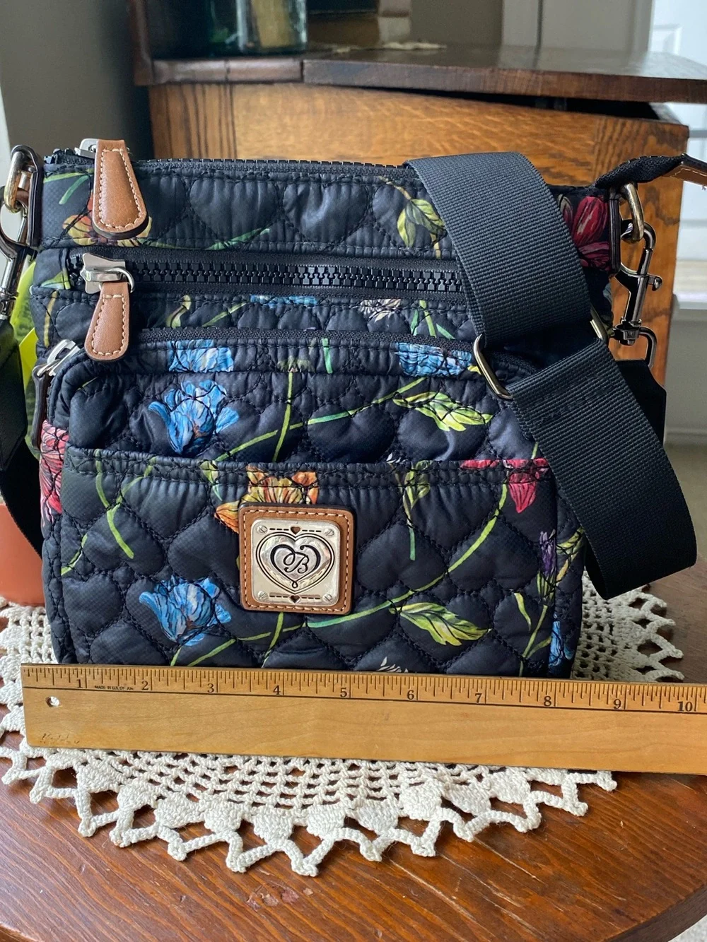 Brighton kallista messenger